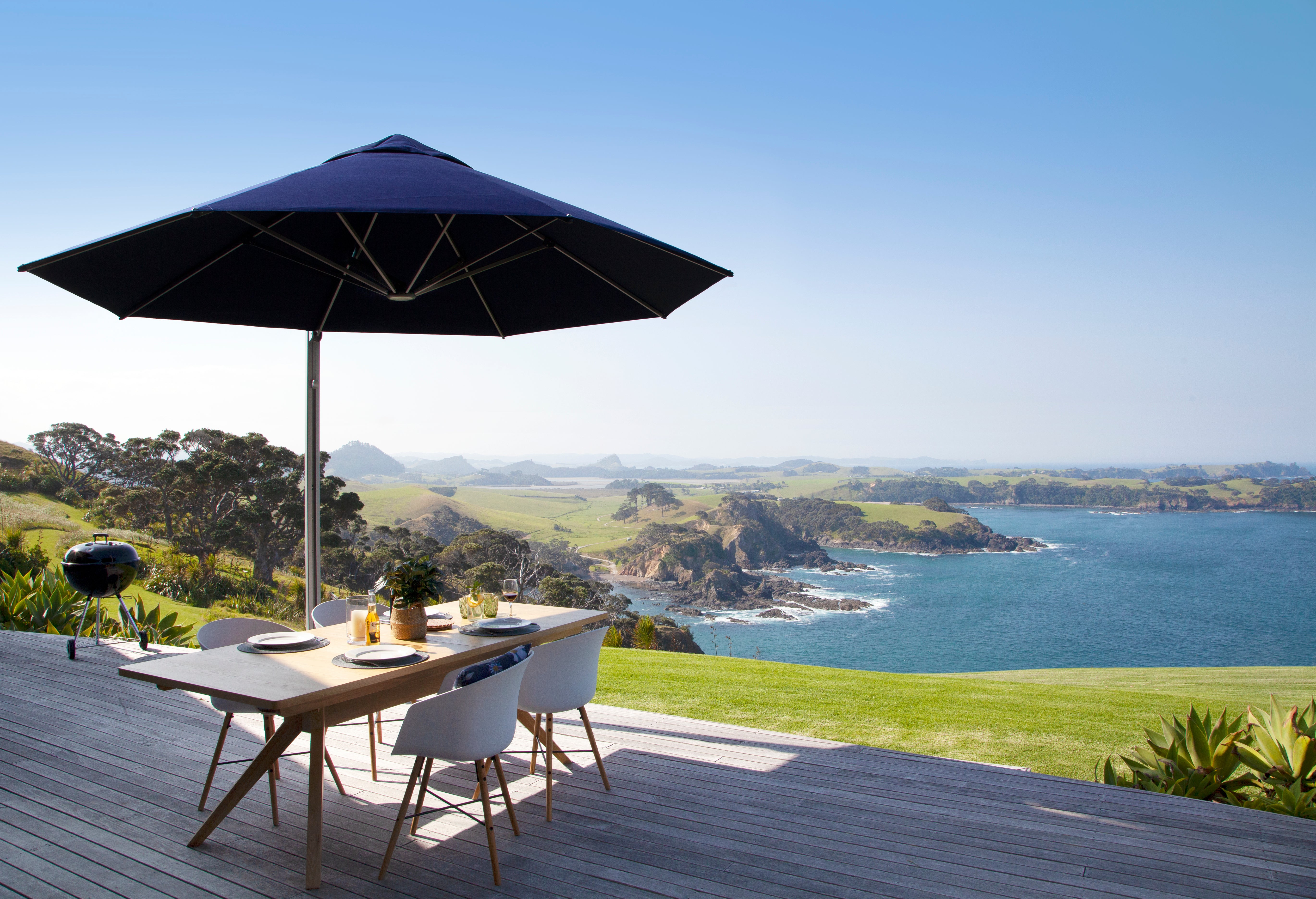 Shadowspec Serenity™ — Coastal deck dining setting