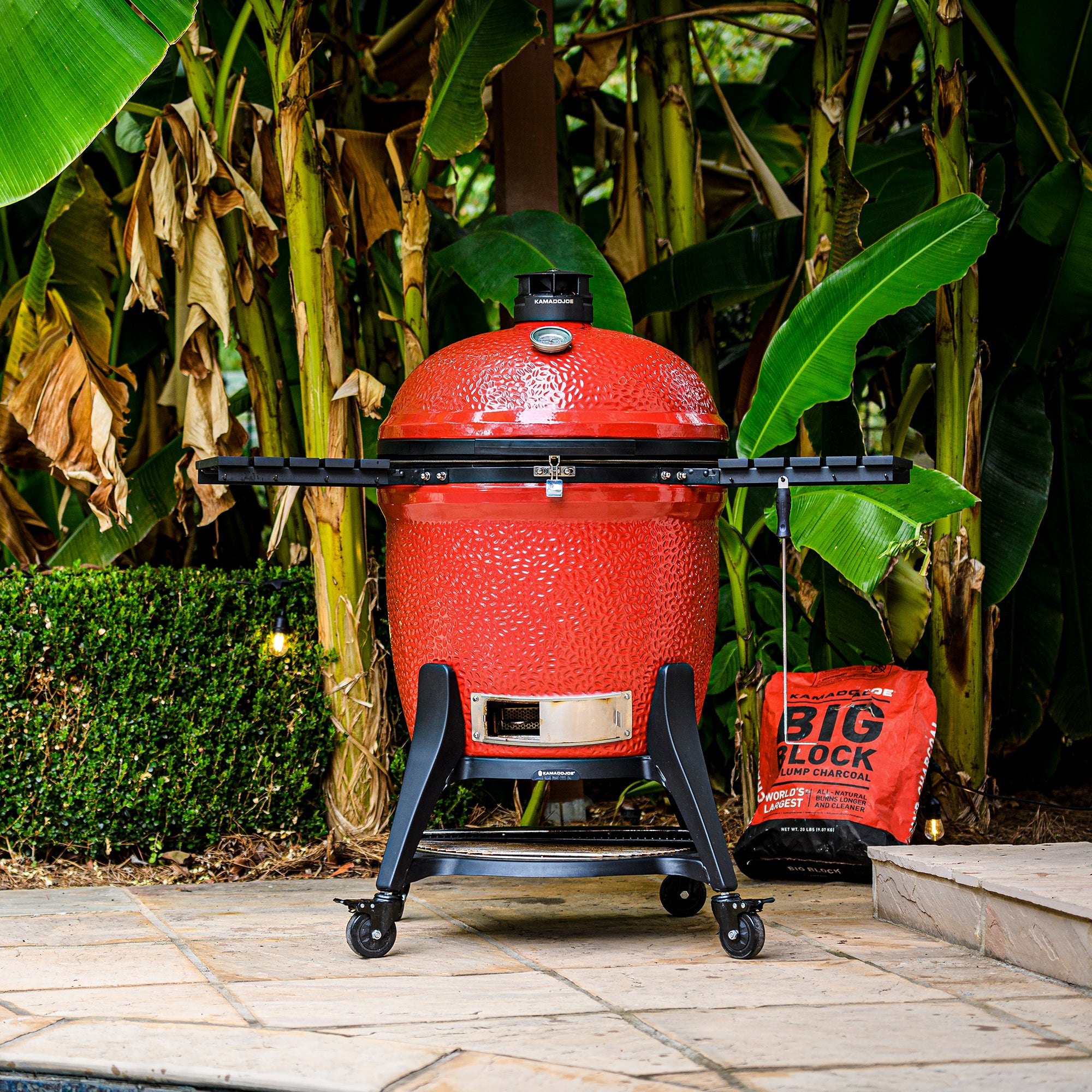 Kamado Joe Big Joe Red III w/ Cart